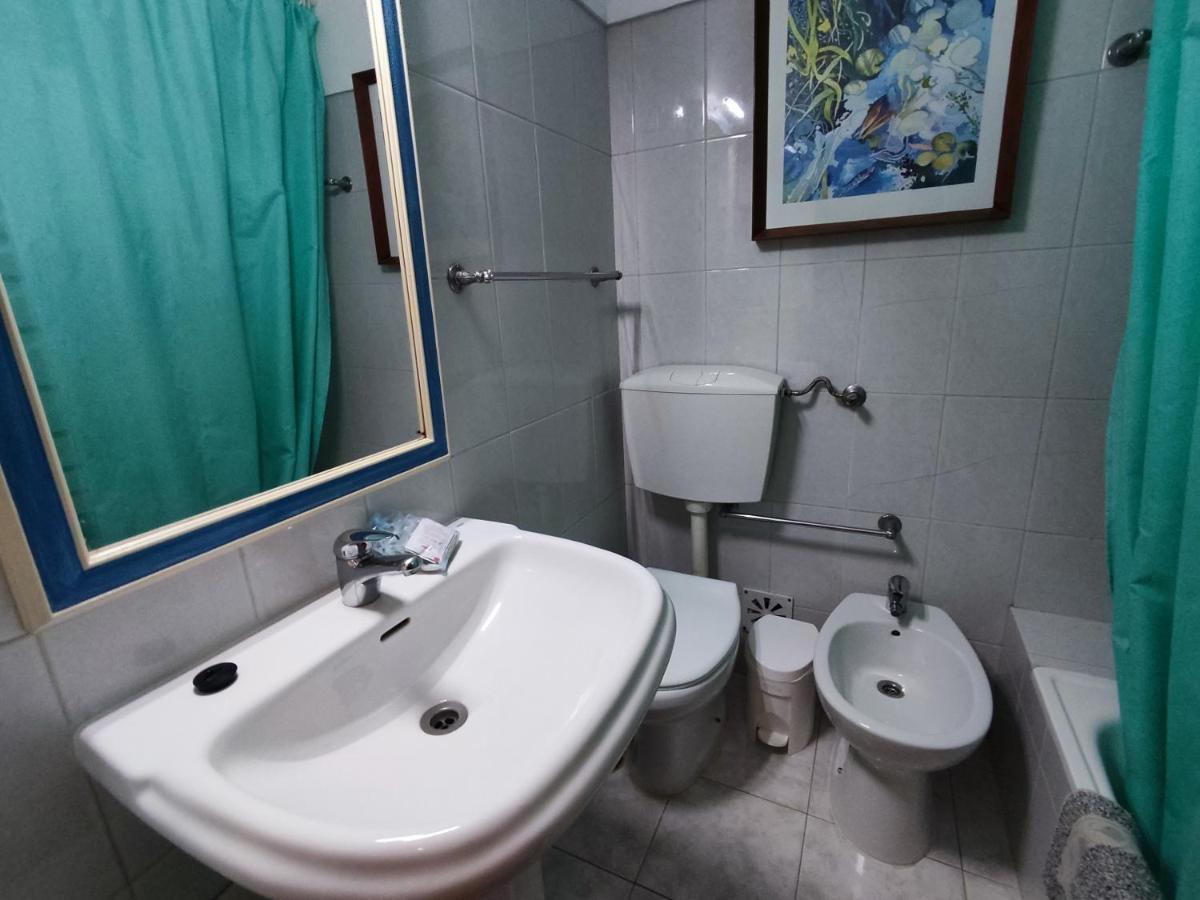 1P Torre Sol Casas & Papeis Apartment อาร์มาซอง เด เปรา ภายนอก รูปภาพ